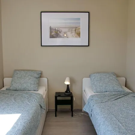 Maison Neuve Lumineuse Avec Jardin, Parking Prive 펜션